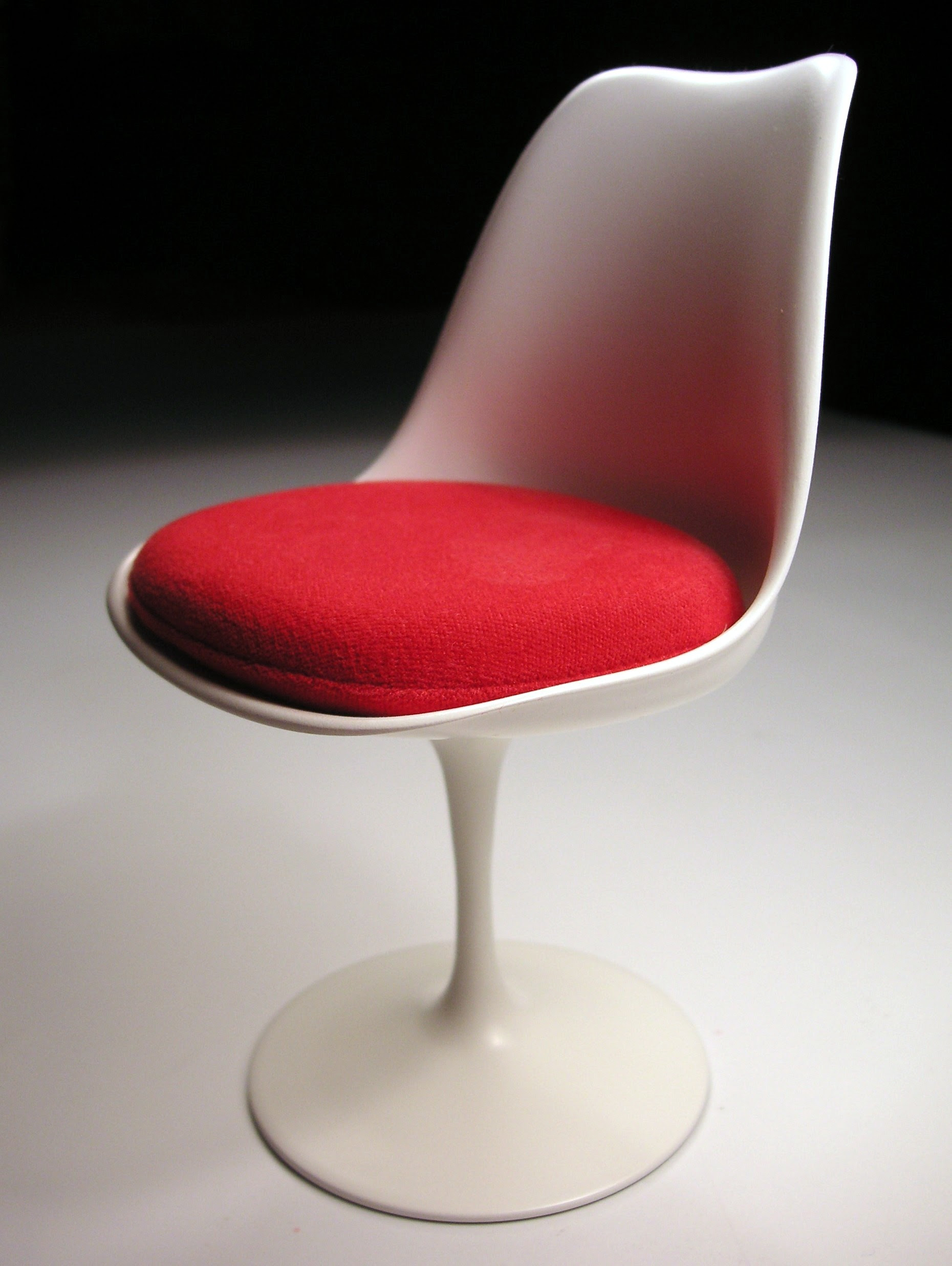 Eero Saarinen Furniture Designs | Decoration Access
