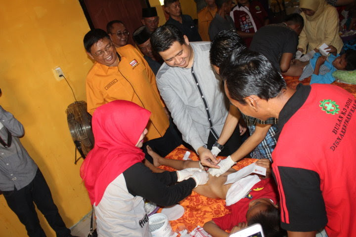 Peringati HUT ke-10, Hanura PALI Gelar Sunat Massal