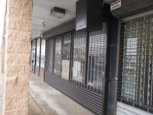 Chinese folding doors