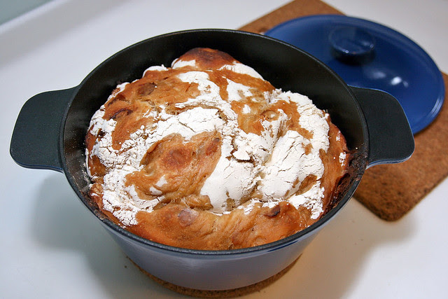 IKEA SENIOR Casserole good for no-knead breads