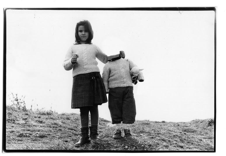 http://www.jonuriarte.es/files/gimgs/11_4-zuri-yo-oveja.jpg
