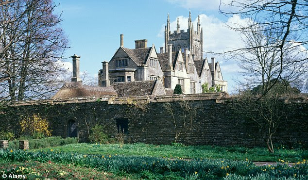 Historic Mells Manor in Somerset, Edward Horner¿s family home