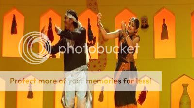http://i298.photobucket.com/albums/mm253/blogspot_images/Nuvvostanante%20Nenoddantana/PDVD_051.jpg