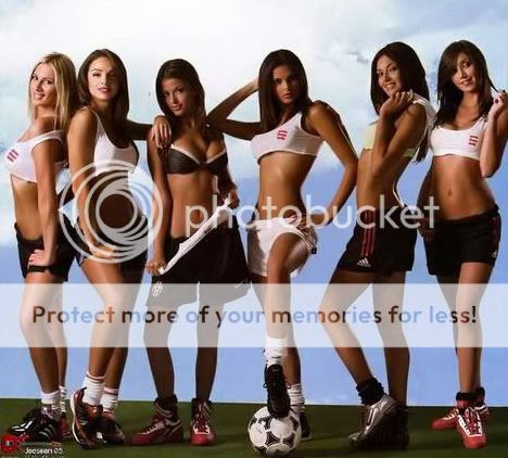 Hot Soccer Girls Wallpaper