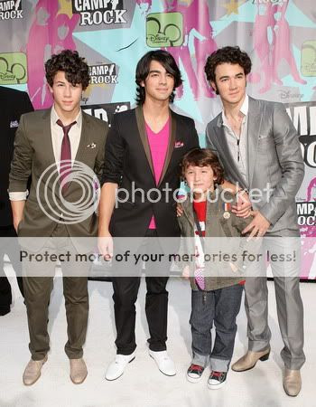 Jonas Brothers Pictures, Images and Photos