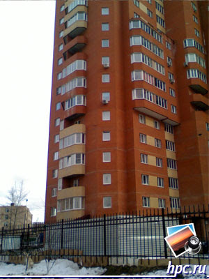 Glofiish X600, compact device with navigation capabilities