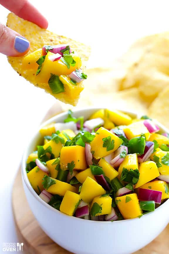 5 Ingredient Mango Salsa Recipe Gimme Some Oven