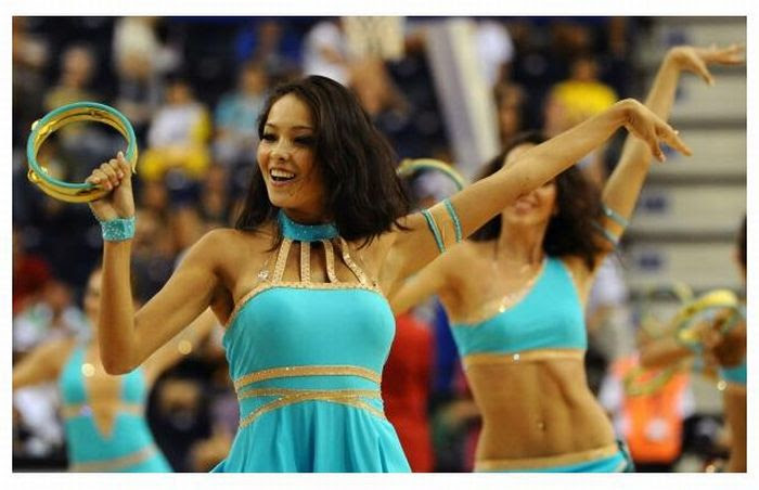 Cheerleaders at the FIBA World Championships (32 pics)