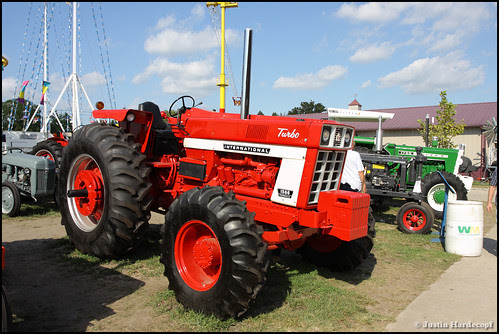 international 1566