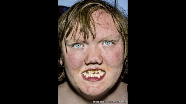 Britney Mey at the Minnesota State Fair. Minneapolis, USA, 2014. Bruce Gilden / Magnum