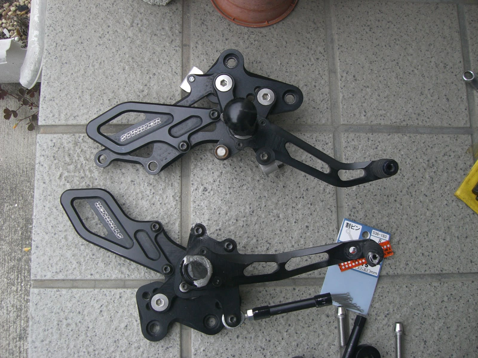 ストライカーバックステップを直しつつ取り付け 風の軌跡 All For Freiheit