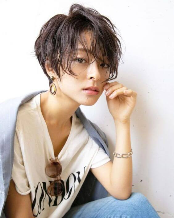 夏のショート ボブの髪型 レディース編 21 流行やヘアアレンジ方法を紹介 春夏秋冬トレンド情報ピポパ発信局