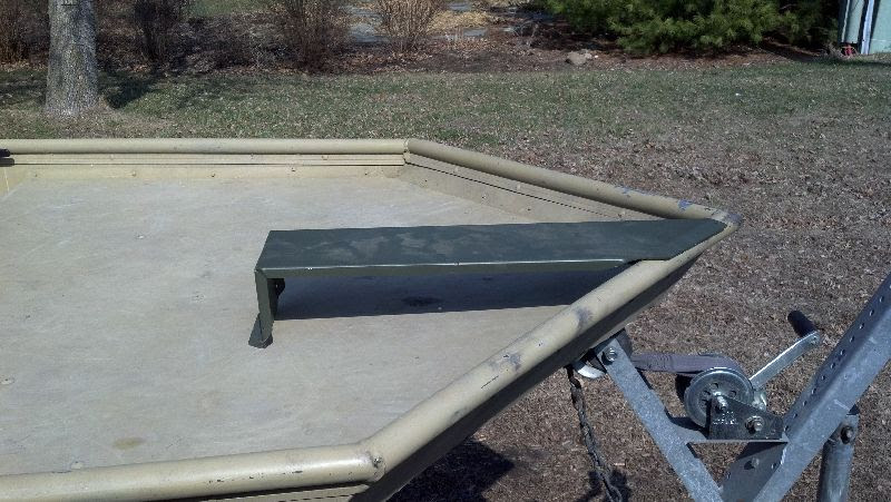 Alumacraft MV 1648 trolling motor mount - TinBoats.net