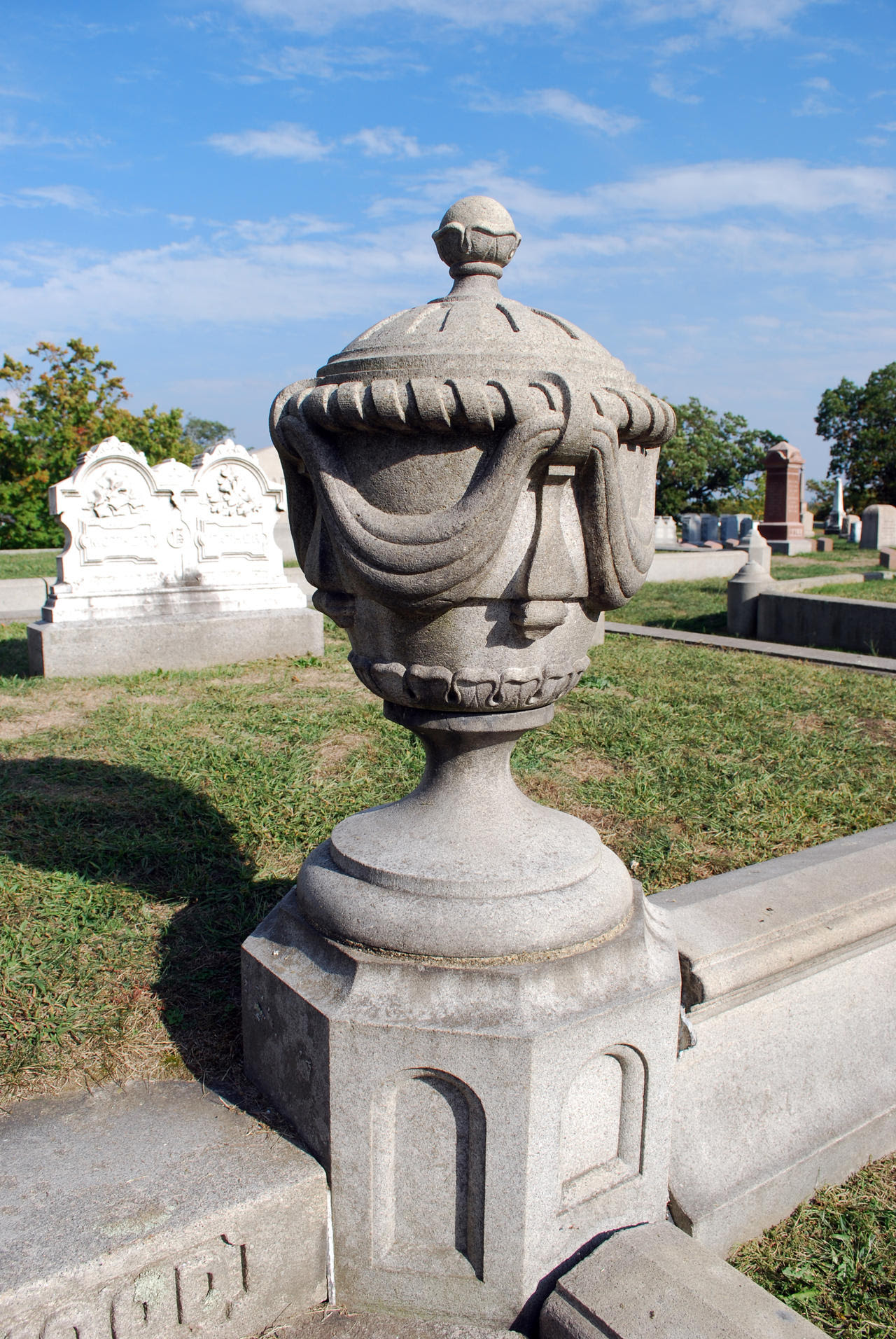 Jenny Greenwood - Urn by