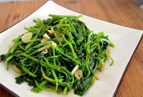  ...đến trình bày đĩa rau, tất cả đều hoàn hảo 