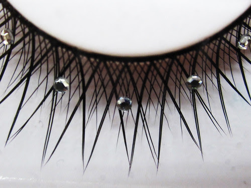 Abstract Diamond Eyelashes