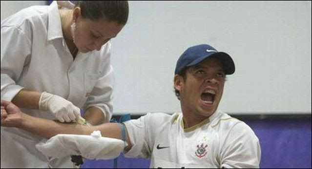 Footballers got � balls ) (5 pics)