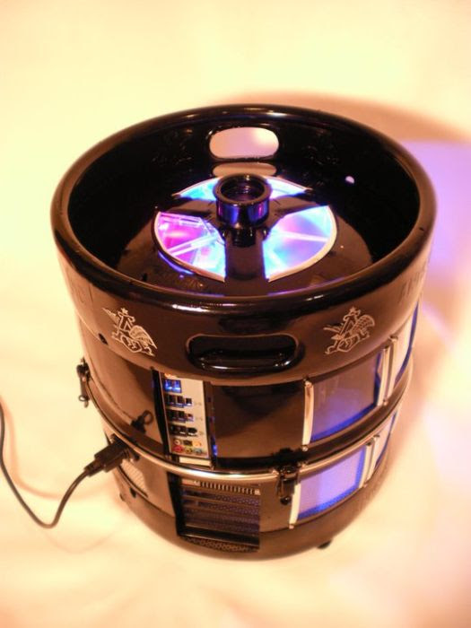 Beer Keg PC Mod (43 pics)