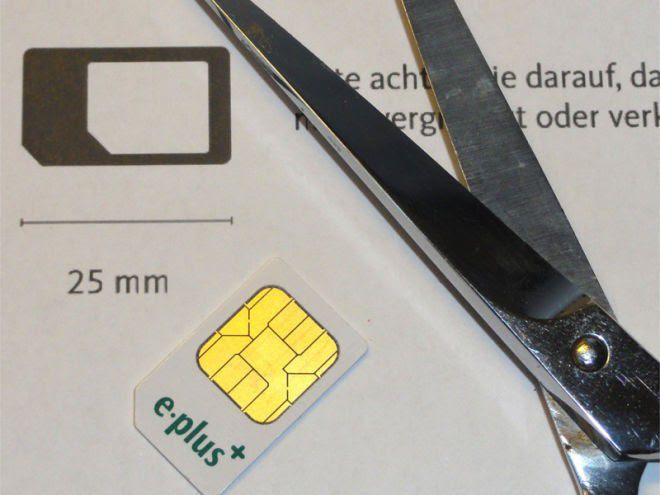 SIM-Karte auf das richtige Format zuschneiden - PC-WELT