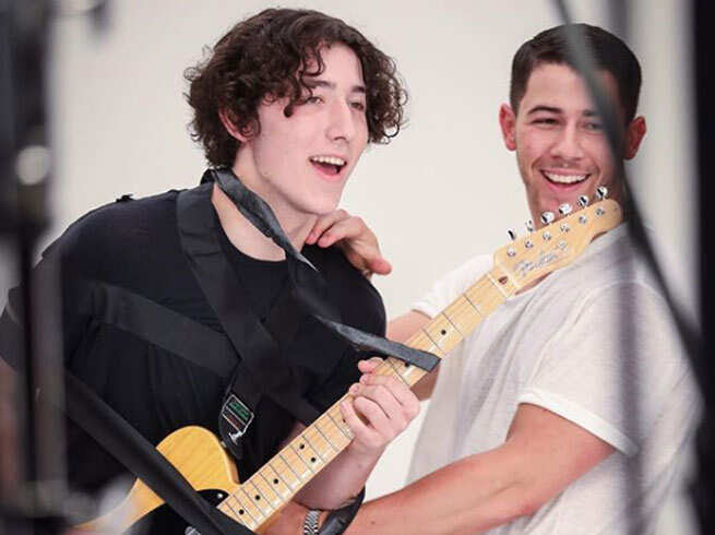 इंडिया आते ही छा गए प्रियंका के सबसे छोटे देवर Frankie Jonas​