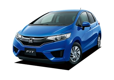 ホンダ フィットの未使用車を探すなら非公開中古車から