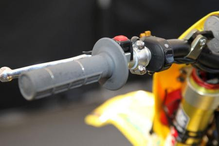 Most of the top riders use an adjustable ignition system that they can change on the fly. All they have to do is flip the switch to the right of the kill switch. Adjustable Ignition System