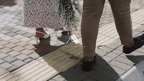 Prewedding Senja / Album Pre-Wedding Berlatar Pemandangan Natural di Yogyakarta - Bridestory Blog