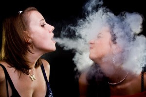 Jika ingin paru-paru sehat, jangan lakukan kebiasaan buruk ini sejak remaja. Hentikan mulai sekarang agar tidak merugikan orang lain, menjadi perokok pasif.