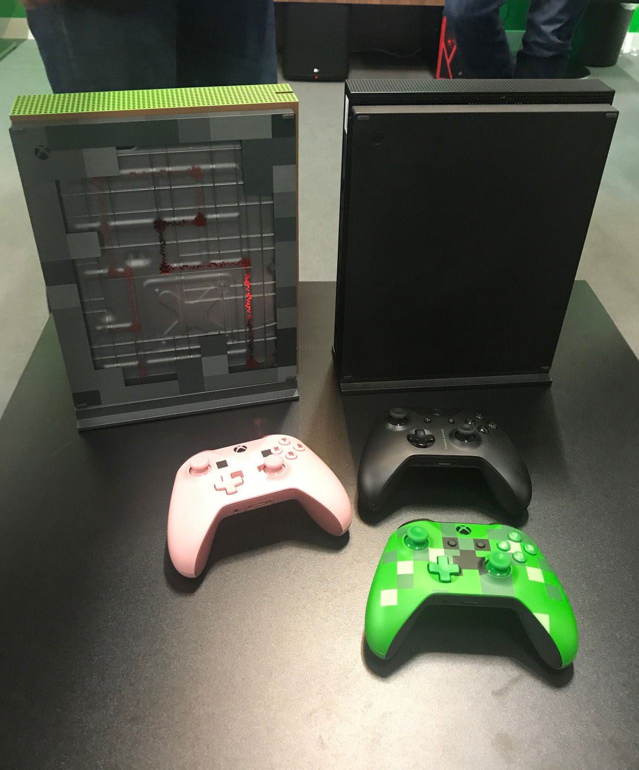 Gamescom 2017: 20 Photos of Minecraft Xbox One S, Project 
