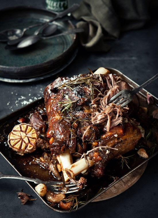 SLOW ROASTED LAMB, WHITE WINE AND ROSEMARY AUSSIE PIES