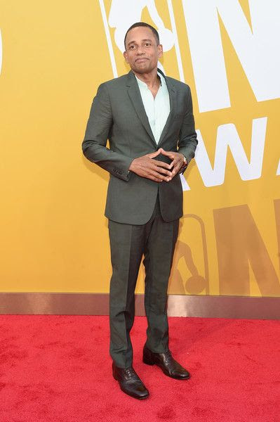  photo 2017NBAAwardsLiveTNTArrivalsS2dEnySvxg4l.jpg