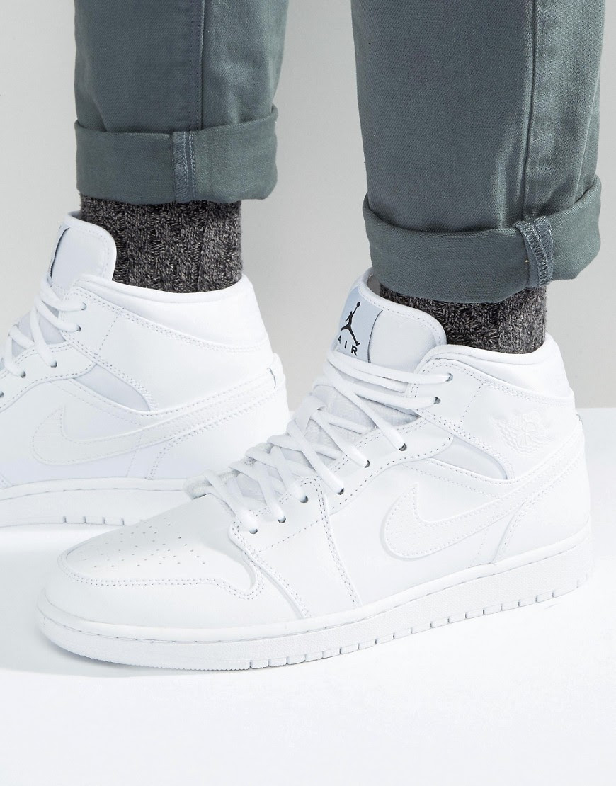 unstablefragments2:
“Air Jordan 1 ‘White’ (via ASOS)
”