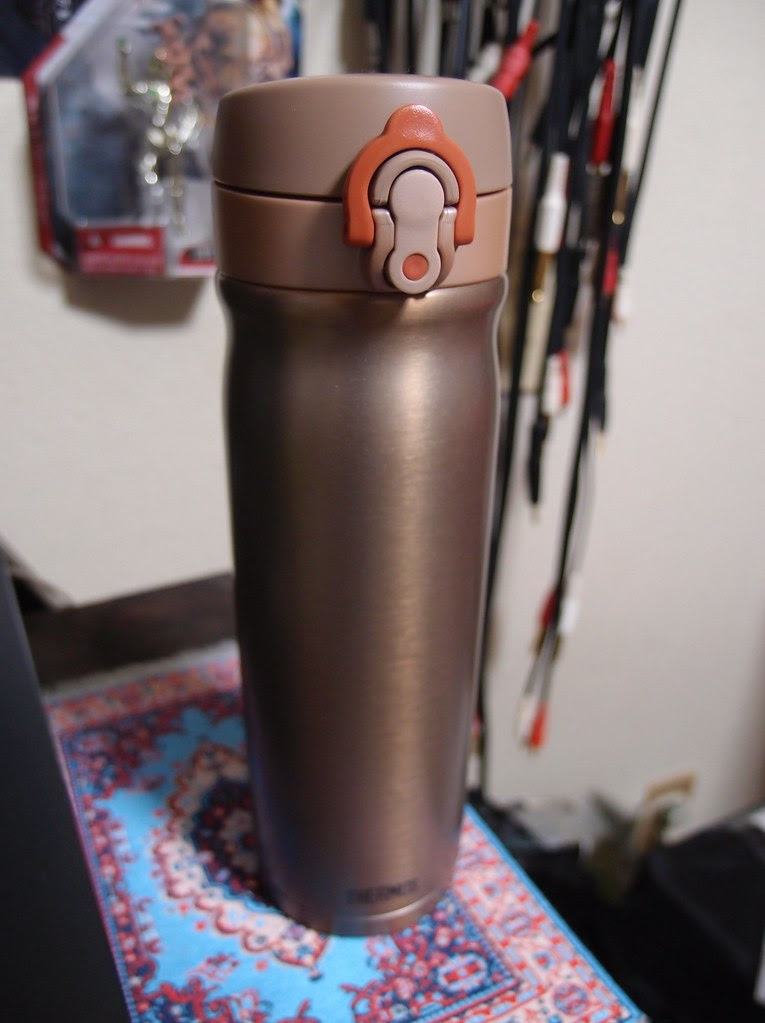 Thermos mug