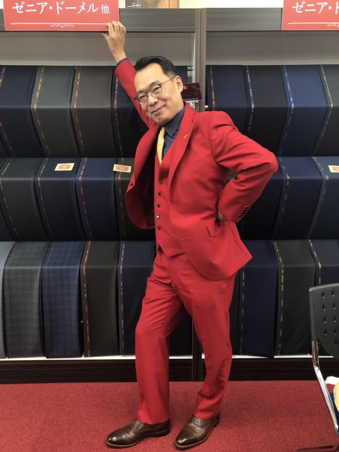 真っ赤なスーツで主役 成人式など特別な日に オーダースーツサロン Aster アスター 千葉県佐倉市 Journal
