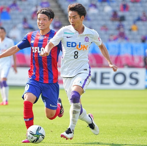 こんな選手がいたら味方は楽 Fc東京戦の川辺には満点に近い評価をあげたい サッカーダイジェストweb