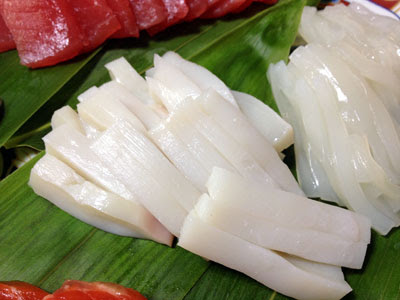 タコの頭 ボッチ を買ってきてタコ刺しです 小樽で家庭料理