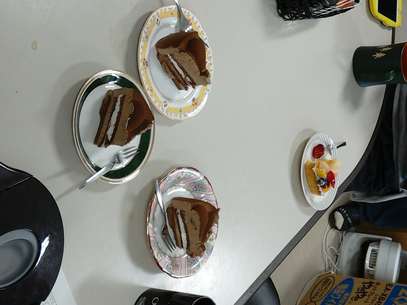 6 17月お誕生日会 Planetary Atmospheric Physics Group
