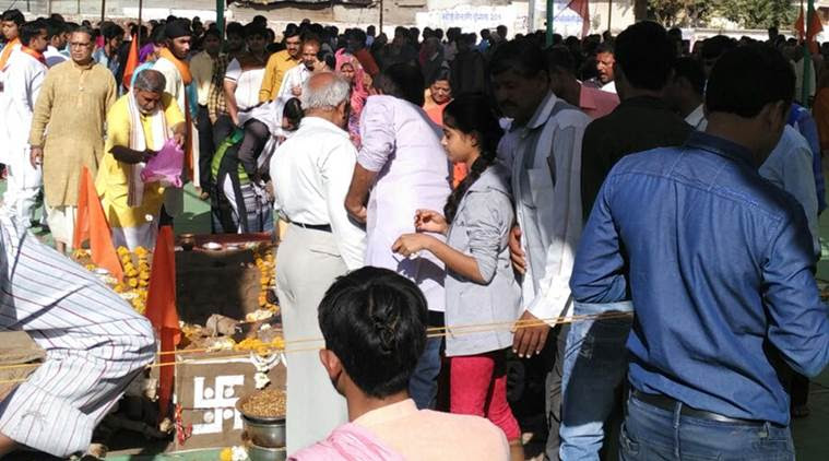 Bhojshala, basant panchami, madhya pradesh, dhar, Hindu Jagaran Samiti, Namaz, All India Muslim Personal Law Board