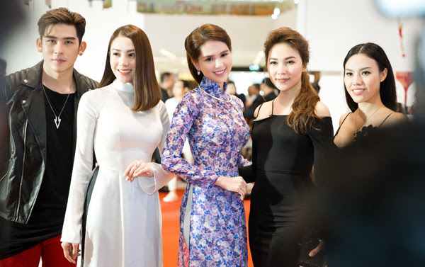 ngoc-trinh-dien-ao-dai-nen-na-du-ra-mat-phim-7