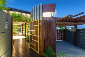 Arsitektur Rumah Untuk Iklim Tropis dan Penggunaan Cat Arsitektur Rumah Untuk Iklim Tropis dan Penggunaan Cat