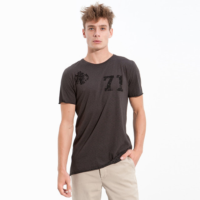 starbucks_billy_reid_tshirt_men