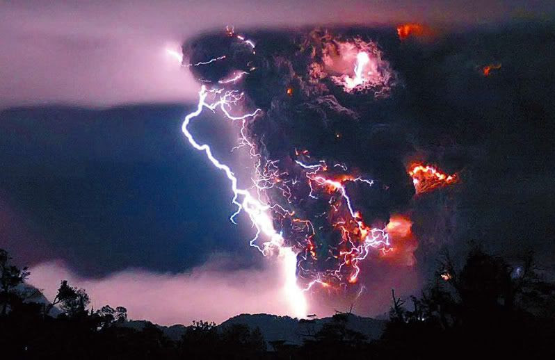 Lightning Fire-nado Photo by sbrigai | Photobucket