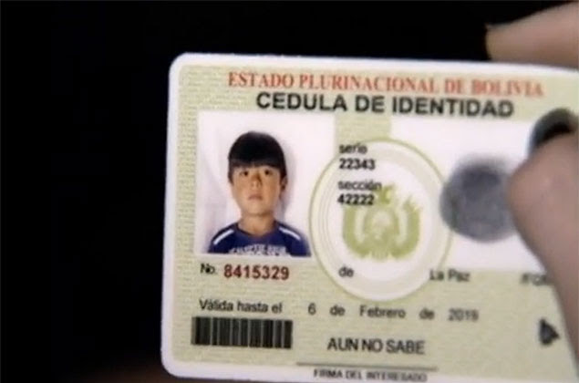 Documento de identidade do boliviano Brayan Yanarico Capcha, 5, assassinado durante assalto à sua casa na zona leste de SP