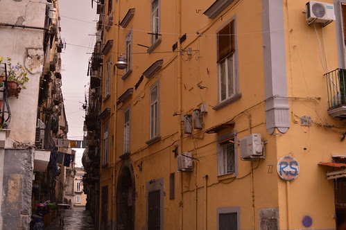 イタリア