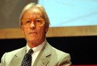 Feltri: "Liste Pdl? Ho i conati di vomito Ci sono dentro almeno dieci mignotte" 