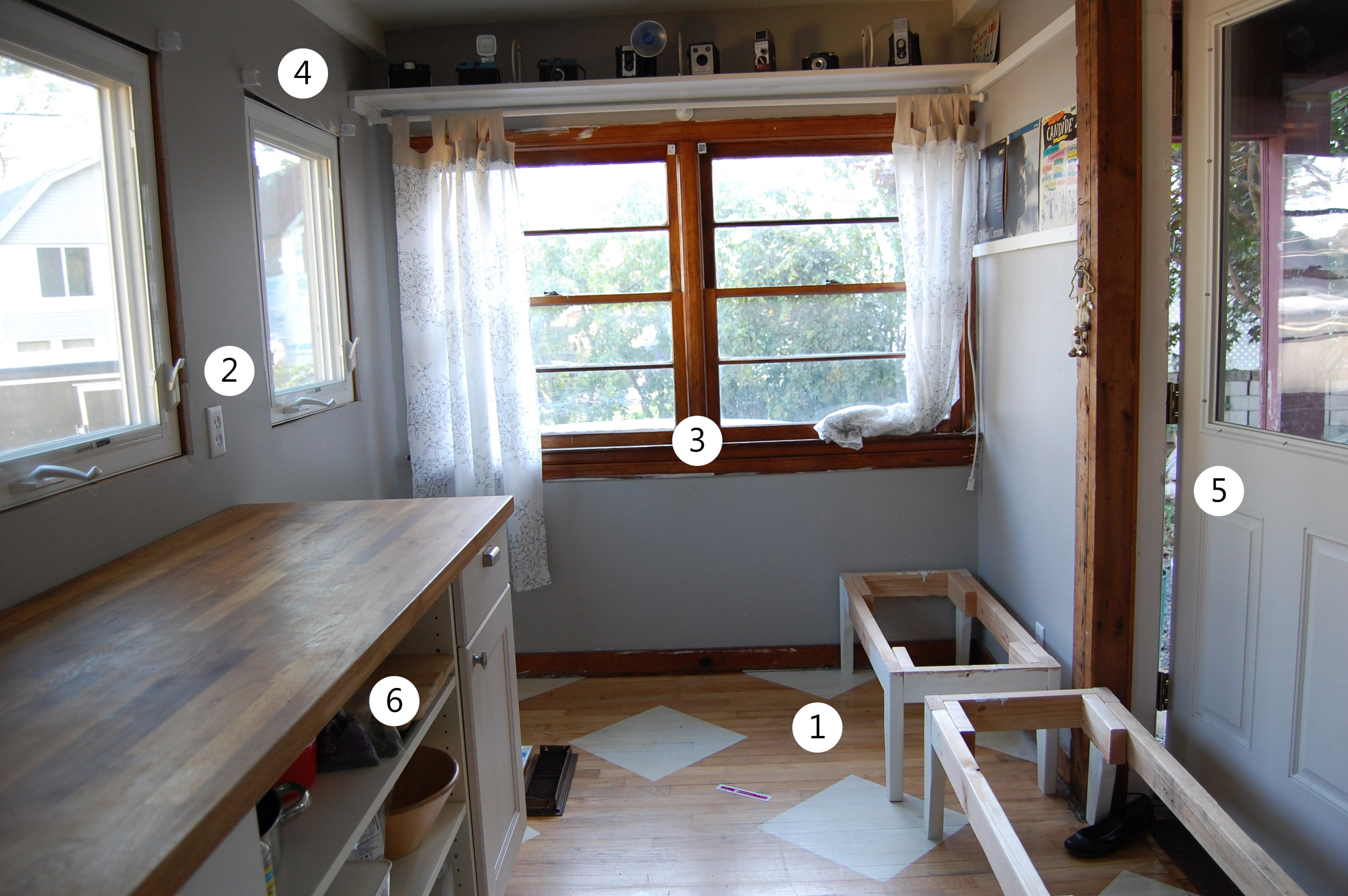 Small Kitchen Nook