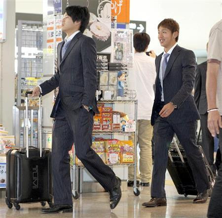 うっちー ダンヒルスーツｗ 内田篤人 でいりーふぉと