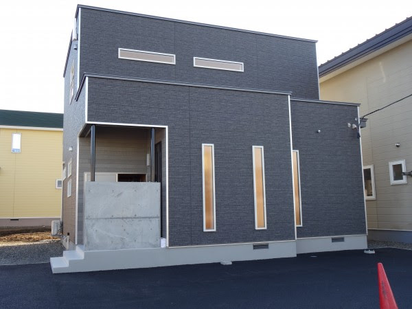 帯広市のデザイナーズ戸建て賃貸 スリム型 デザインTVアンテナ＊｜帯広の注文住宅・リフォーム｜株式会社杉山｜blog