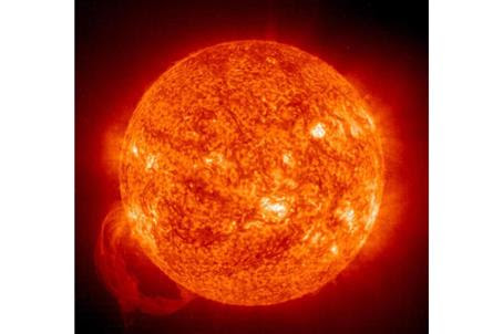 巨大太陽嵐 ハイテクの脅威に 25年に活動ピーク 通信 電力大混乱のリスク 1 2ページ Sankeibiz サンケイビズ 自分を磨く経済情報サイト