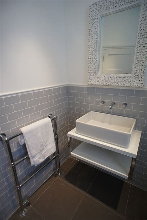 Installing a new bathroom sink doesn't have to be difficult. 40 great pictures and ideas of 1920s bathroom tile designs